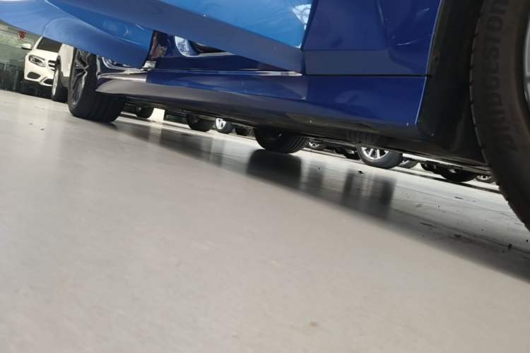 Used BMW 3 Series 2020 325i M Sport Night Edition package Right Side Sill