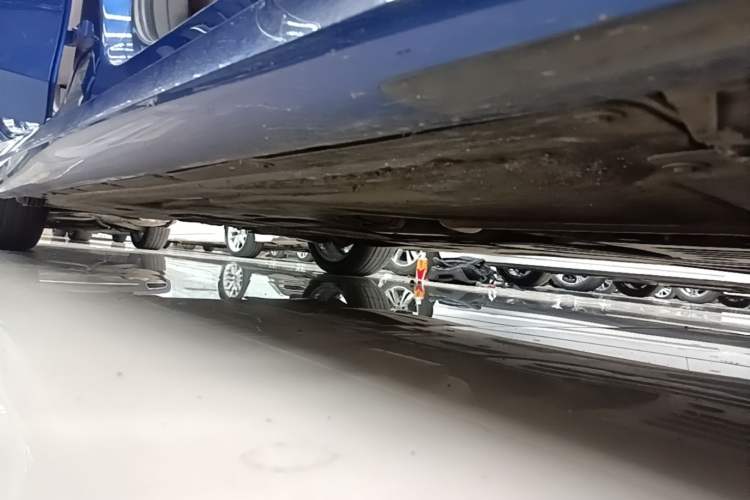 Used BMW 3 Series 2020 325Li M Sport Package Right Side Sill