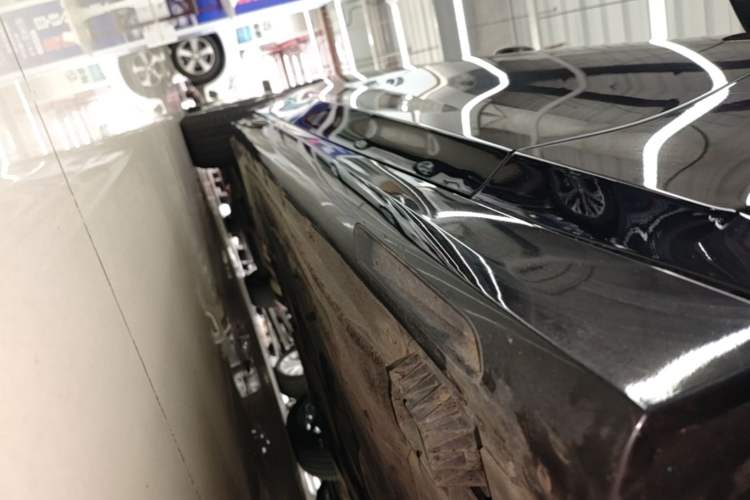 Used BMW 3 Series 2020 325Li M Sport Package Right Side Sill