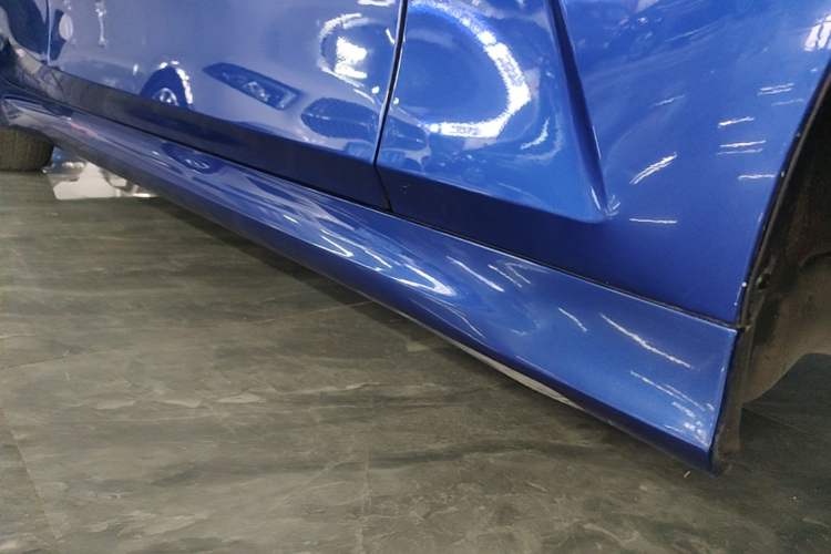Used BMW 3 Series 2020 325Li M Sport Package Right Side Sill