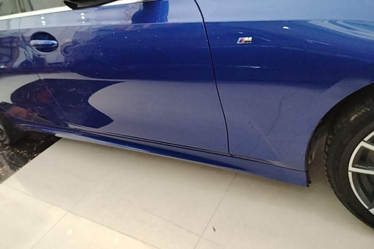 Used BMW 3 Series 2020 320Li M Sport Package Right Side Sill
