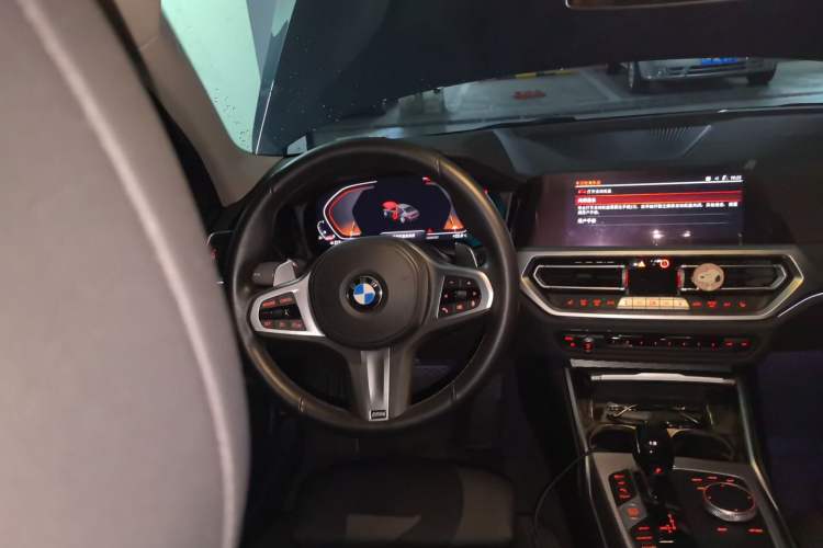 Used BMW 3 Series 2020 Restyled 325i M Sport Night Edition Package Steering Wheel