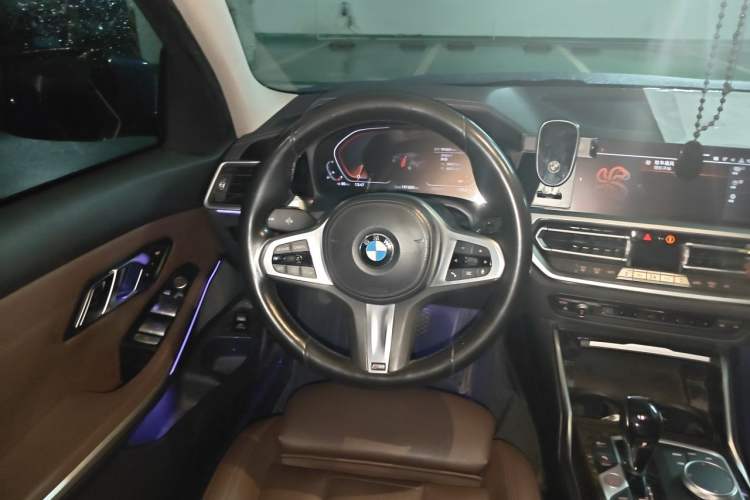 Used BMW 3 Series 2020 325Li M Sport Package Steering Wheel