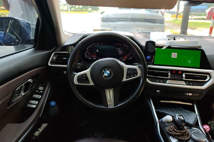 Used BMW 3 Series 2020 325Li M Sport Package Steering Wheel
