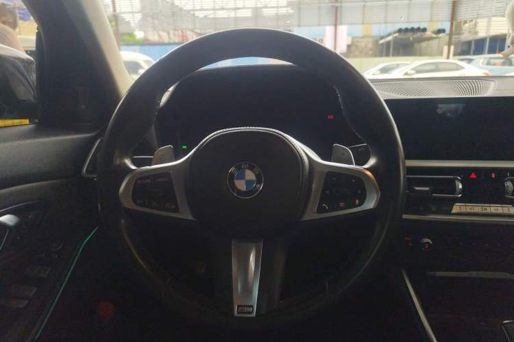 Used BMW 3 Series 2020 325i M Sport Night Edition package Steering Wheel