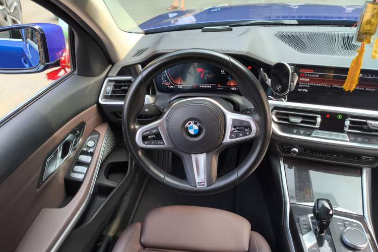 Used BMW 3 Series 2020 Restyled 325Li M Sport Package Steering Wheel