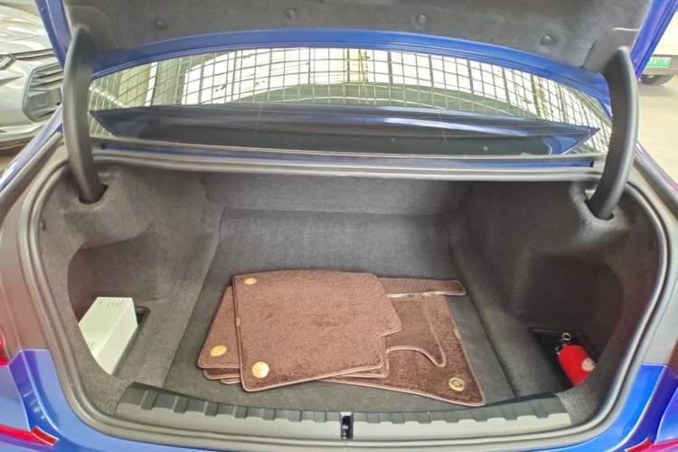 Used BMW 3 Series 2020 325Li M Sport Package Trunk