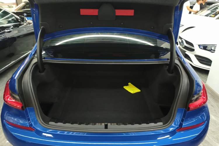Used BMW 3 Series 2020 Restyled 325Li M Sport Package Trunk