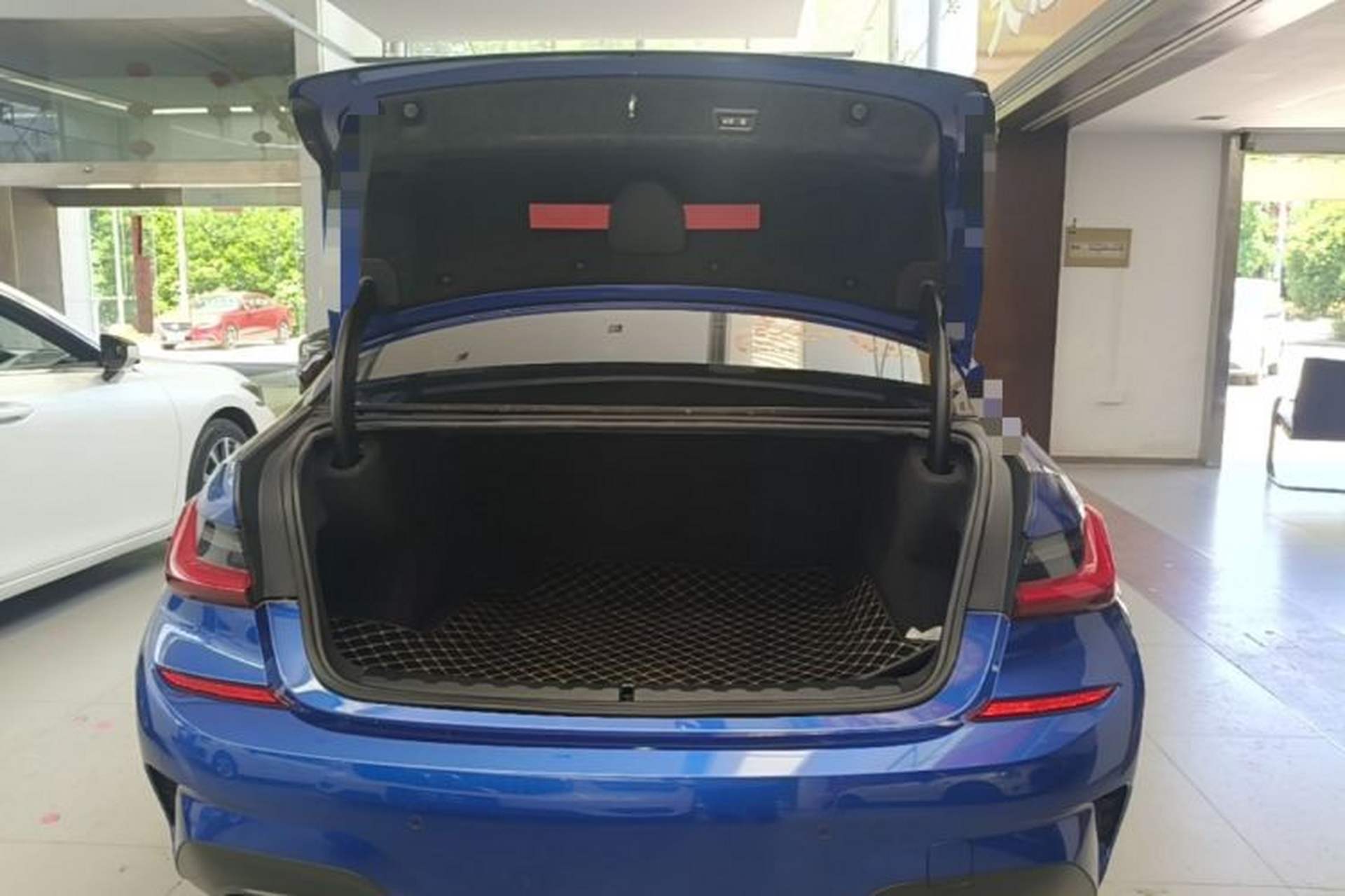 Used BMW 3 Series 2020 325i M Sport Night Edition package Trunk