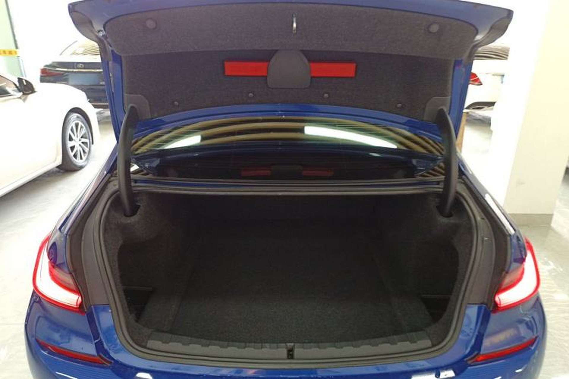 Used BMW 3 Series 2020 325Li M Sport Package Trunk