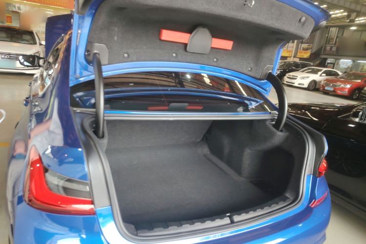 Used BMW 3 Series 2020 320Li M Sport Package Trunk