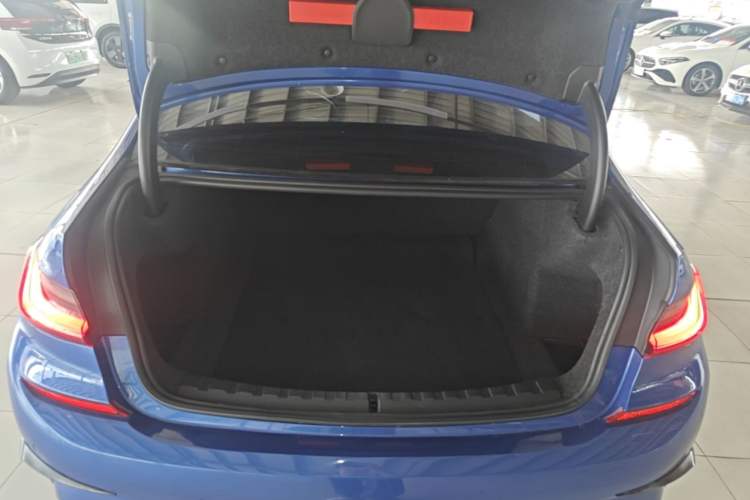 Used BMW 3 Series 2020 325Li M Sport Package Trunk