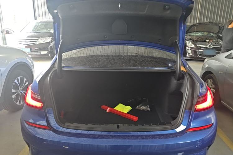 Used BMW 3 Series 2020 Restyled 325Li M Sport Package Trunk