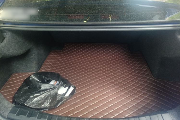 Used BMW 3 Series 2020 325Li M Sport Package Trunk