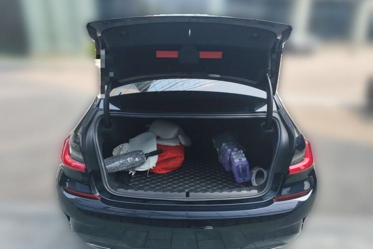 Used BMW 3 Series 2020 320Li M Sport Package Trunk