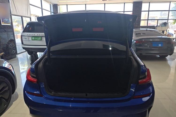 Used BMW 3 Series 2020 320Li M Sport Package Trunk