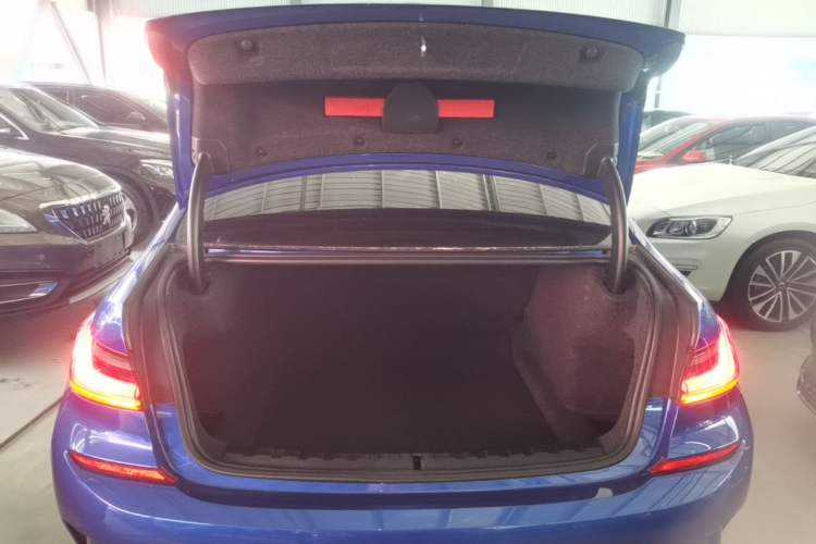 Used BMW 3 Series 2020 325Li M Sport Package Trunk