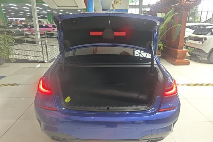 Used BMW 3 Series 2020 325Li M Sport Night Edition Package Trunk