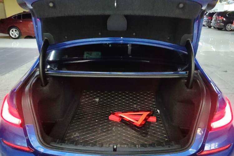 Used BMW 3 Series 2020 Restyled 325Li M Sport Package Trunk