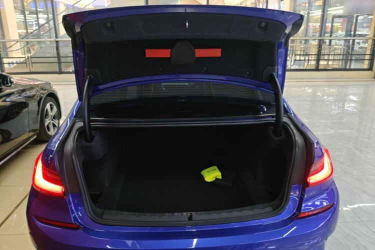 Used BMW 3 Series 2020 325Li M Sport Package Trunk
