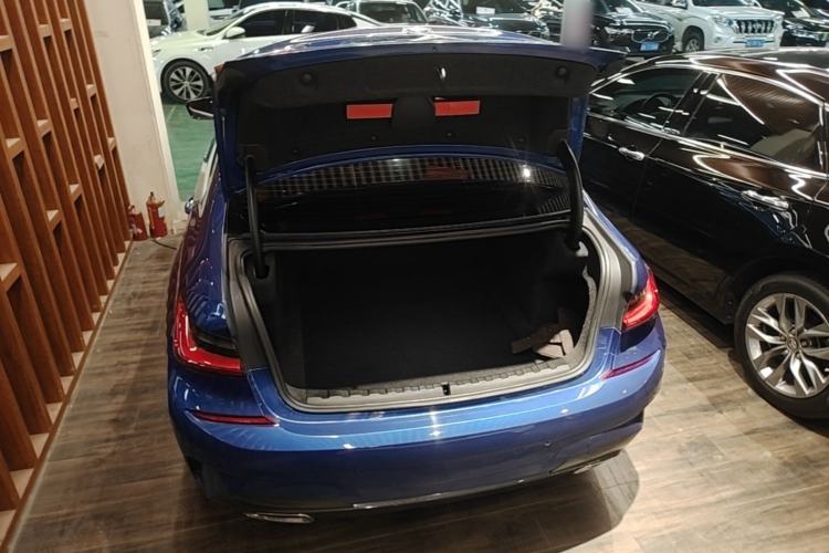 Used BMW 3 Series 2020 325Li M Sport Package Trunk