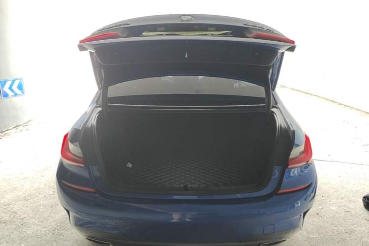Used BMW 3 Series 2020 325Li M Sport Package Trunk