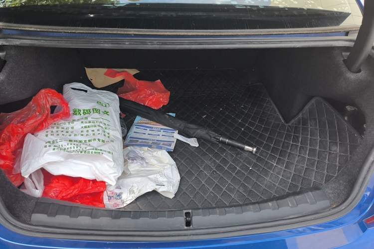 Used BMW 3 Series 2020 325Li M Sport Package Trunk