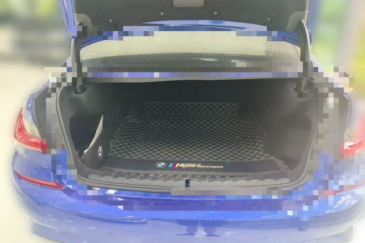 Used BMW 3 Series 2020 320i Sport Package Trunk