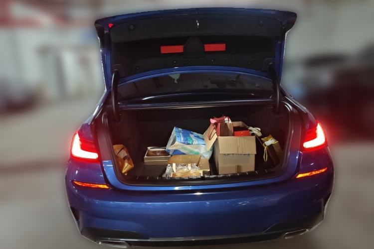 Used BMW 3 Series 2020 320Li M Sport Package Trunk