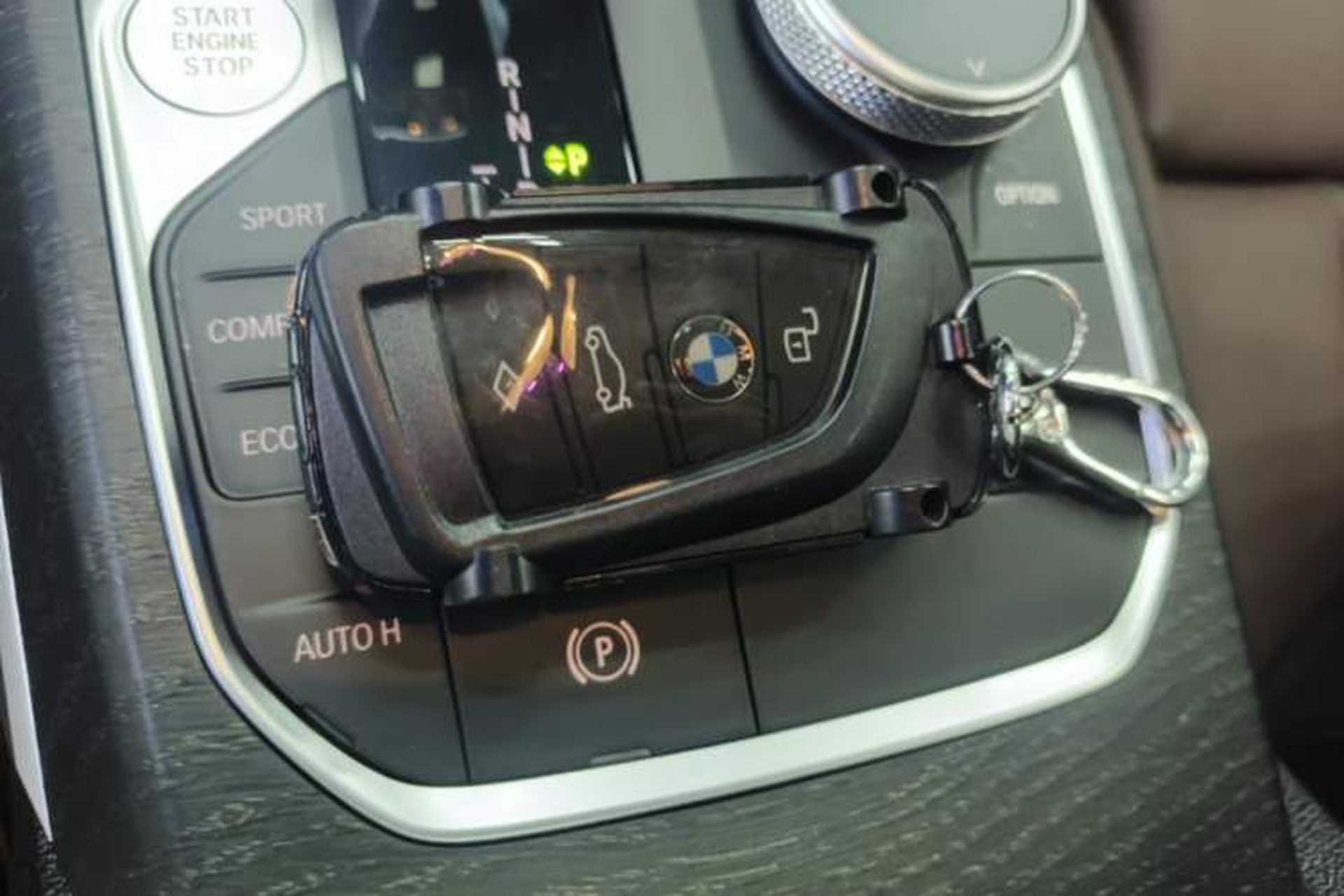 Used BMW 3 Series 2020 Facelifted 325i M Sport Package Vehicle Key