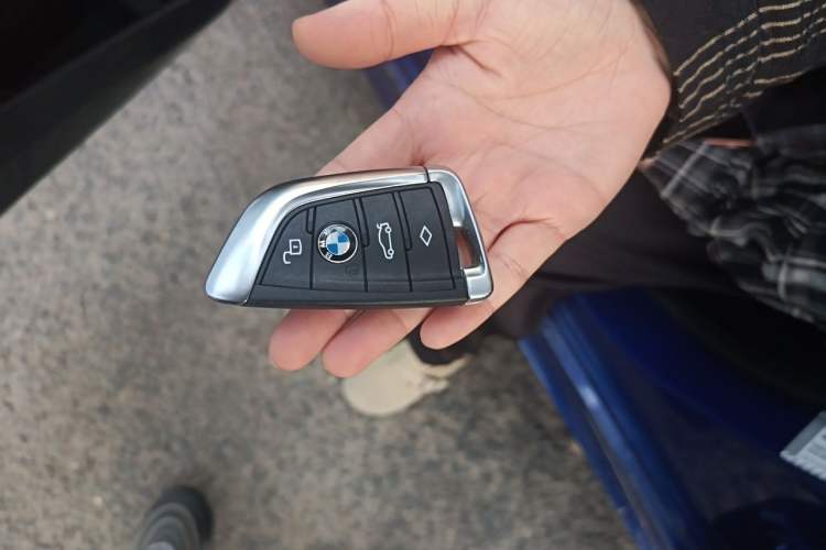 Used BMW 3 Series 2020 Restyled 325i M Sport Night Edition Package Vehicle Key