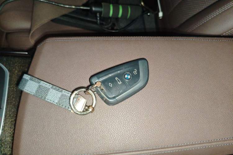 Used BMW 3 Series 2020 Restyled 325Li M Sport Package Vehicle Key