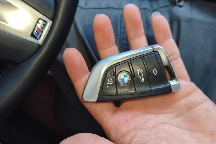Used BMW 3 Series 2020 Facelifted 325Li M Sport Night Edition Package Vehicle Key