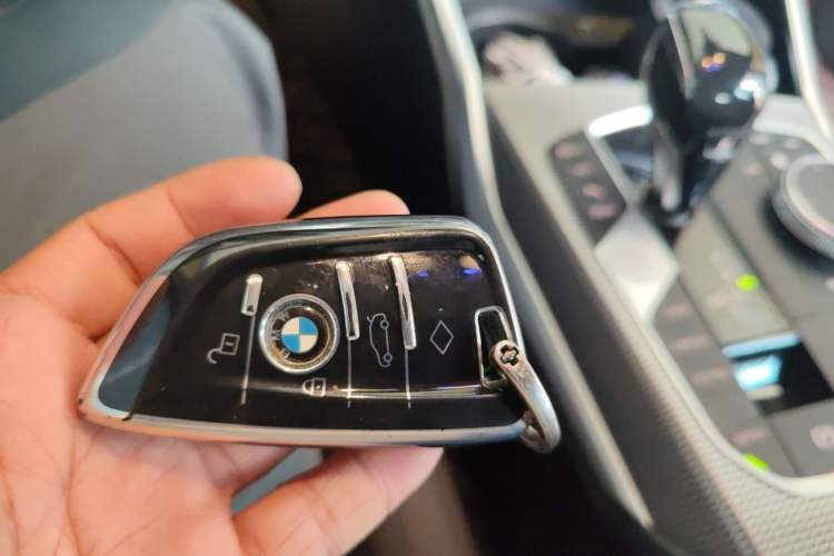Used BMW 3 Series 2020 Facelifted 325Li M Sport Night Edition Package Vehicle Key