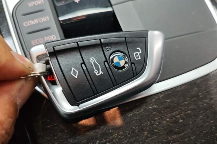 Used BMW 3 Series 2020 325Li M Sport Package Vehicle Key