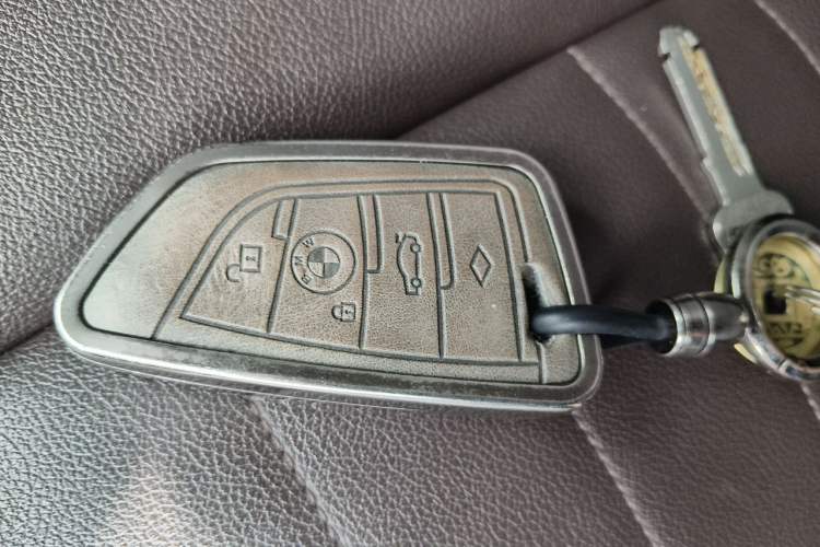 Used BMW 3 Series 2020 Restyled 325Li M Sport Package Vehicle Key