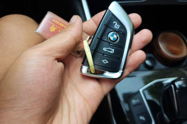 Used BMW 3 Series 2020 Facelifted 325Li xDrive M Sport Package Vehicle Key
