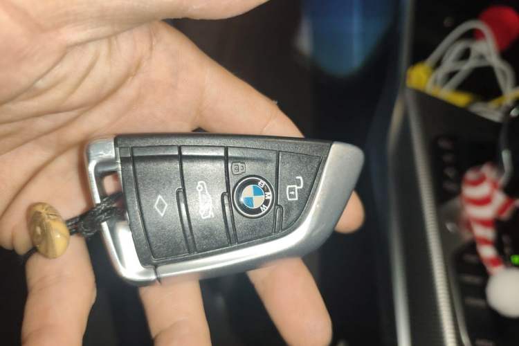 Used BMW 3 Series 2020 330Li xDrive M Sport Night Edition Vehicle Key