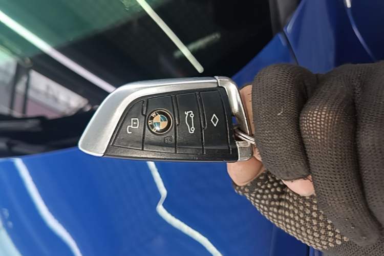 Used BMW 3 Series 2020 325i M Sport Package Vehicle Key