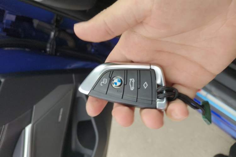 Used BMW 3 Series 2020 325i M Sport Night Edition package Vehicle Key
