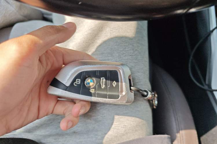 Used BMW 3 Series 2020 325i M Sport Package Vehicle Key