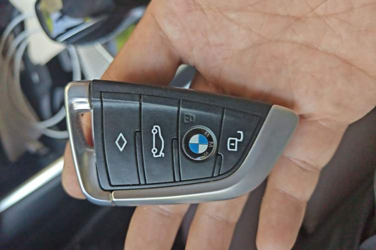 Used BMW 3 Series 2020 Facelifted 325Li M Sport Night Edition Package Vehicle Key