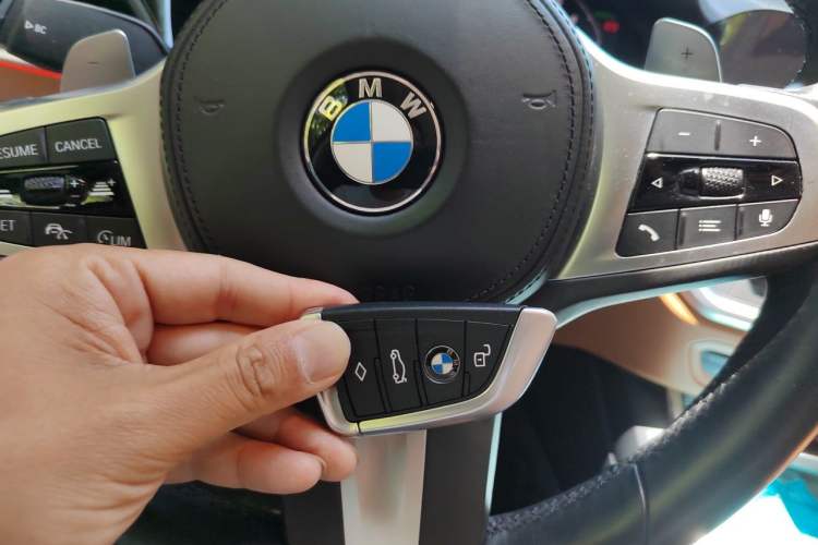 Used BMW 3 Series 2020 330Li xDrive M Sport Night Edition Vehicle Key