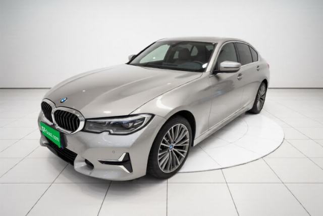 Ojetý BMW 3 Series 2020 Facelift 325Li First Edition