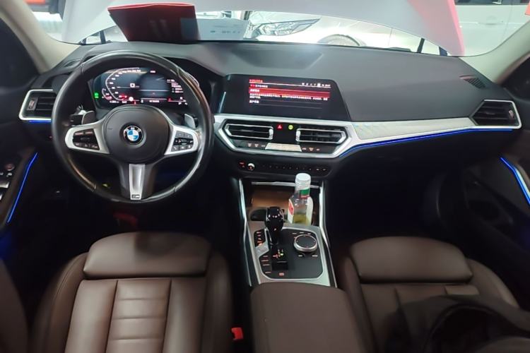 Used BMW 3 Series 2020 Facelifted 325Li M Sport Night Edition Package Center Console