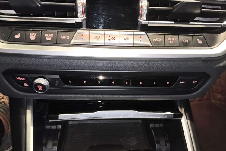 Used BMW 3 Series 2020 325Li M Sport Package Audio And AC Panel