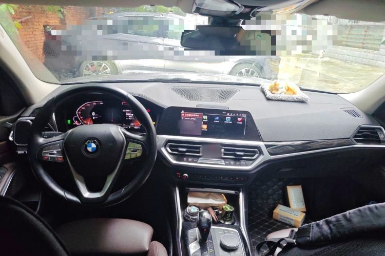 Used BMW 3 Series 2020 325Li First Edition Center Console