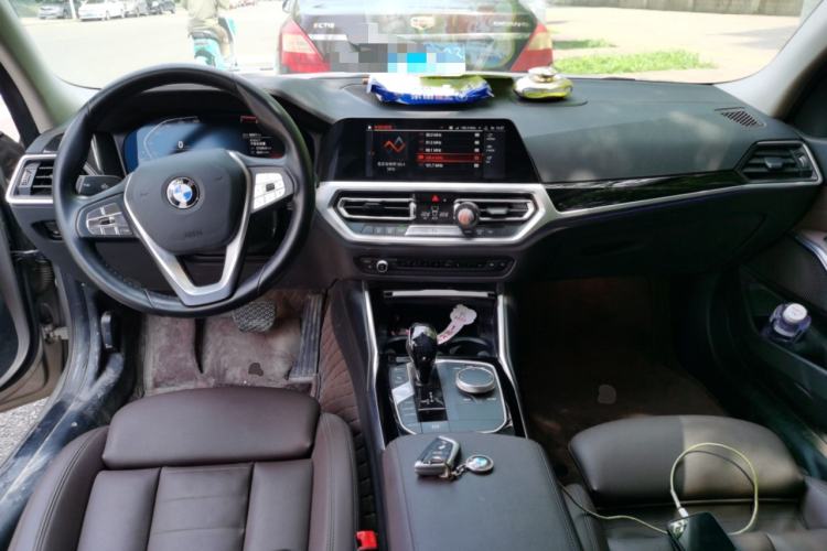 Used BMW 3 Series 2020 325Li First Edition Center Console