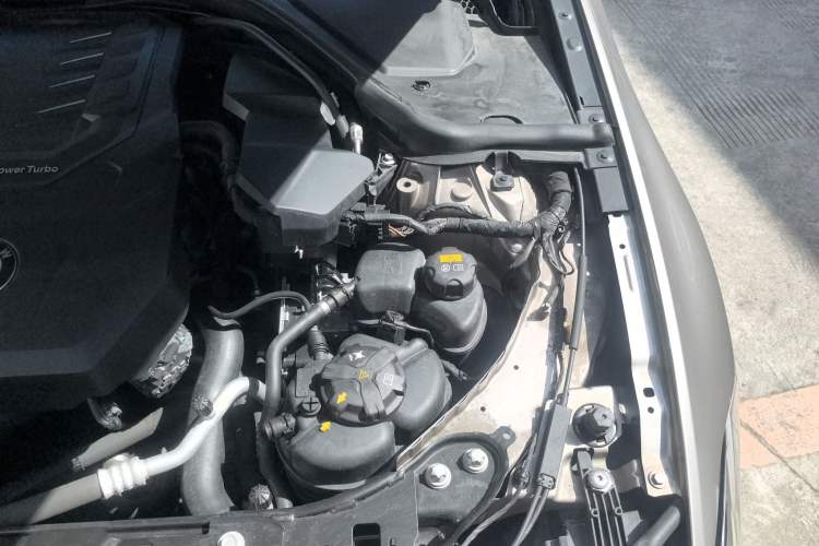 Used BMW 3 Series 2020 320Li M Sport Package Engine Bay Left