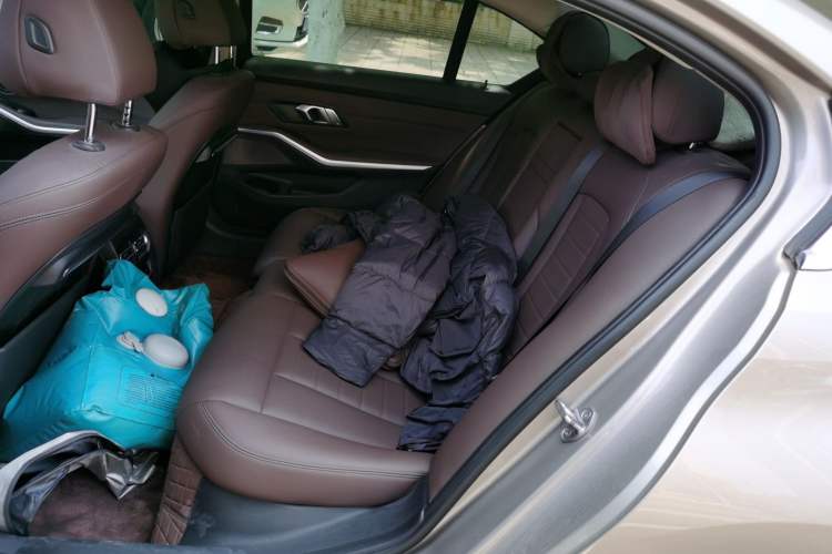 Used BMW 3 Series 2020 325Li First Edition Left Rear Seat
